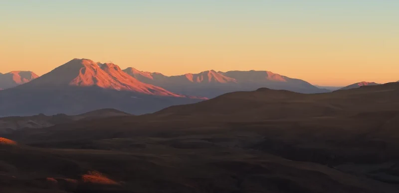 Van Betty in the Chilean desert
